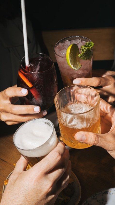 4 latas tardeo y bebidas